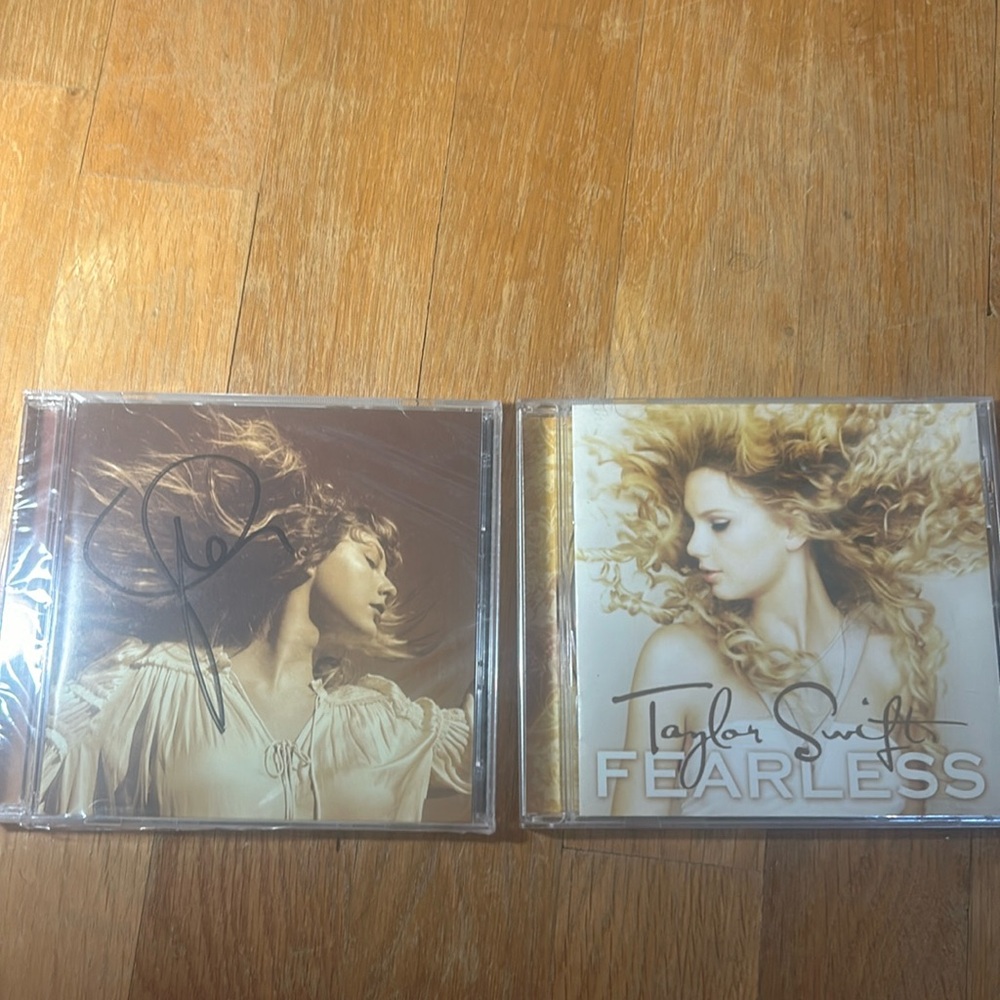 Taylor Swift signed and regular fearless CDs